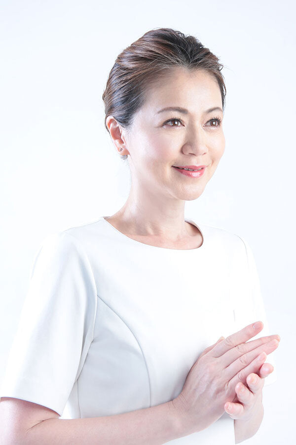vi-riraju 美顔器 舟津真里 artistic&co.共同開発 舟津真里 ゆううつ vi-riraju artistic&co.共同開発